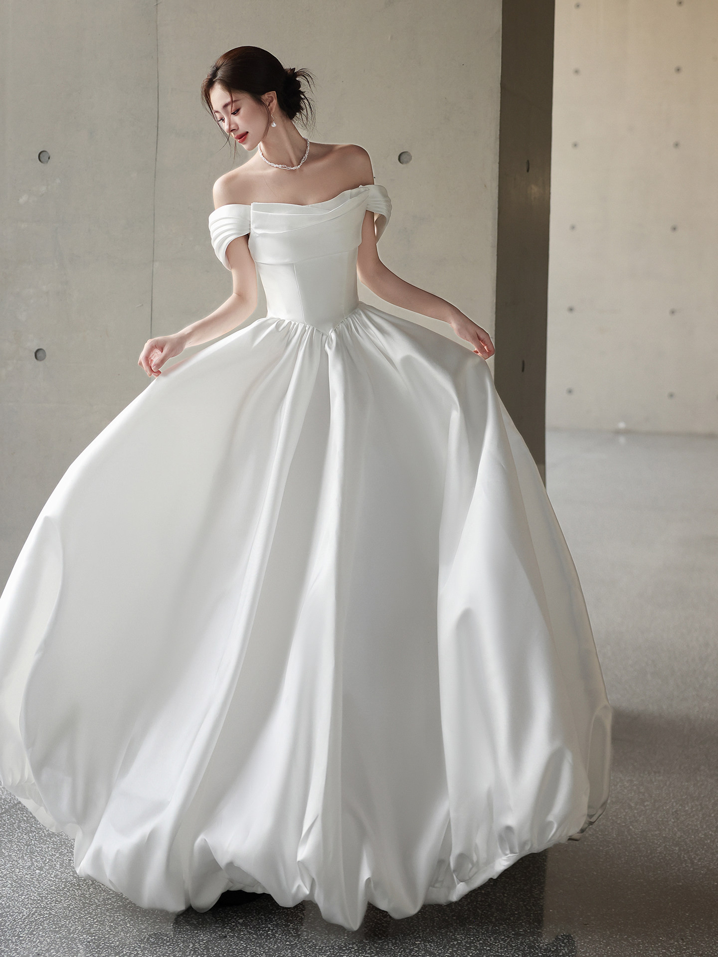 綺麗 白 オフショルダー ウェディングドレス シンプル 韓国風 結婚式 花嫁 パーティー 前撮り 披露宴 A7270