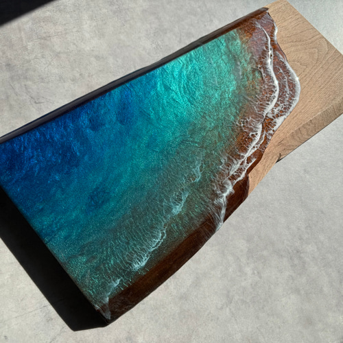 Sea Wood Collection – 深青の奥行【無垢 一枚板 耳付き】 立体
