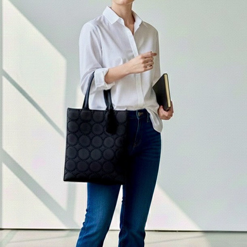 人と被らない着回しバッグ】ミナペルホネンdop刺繍生地と帆布のスリム