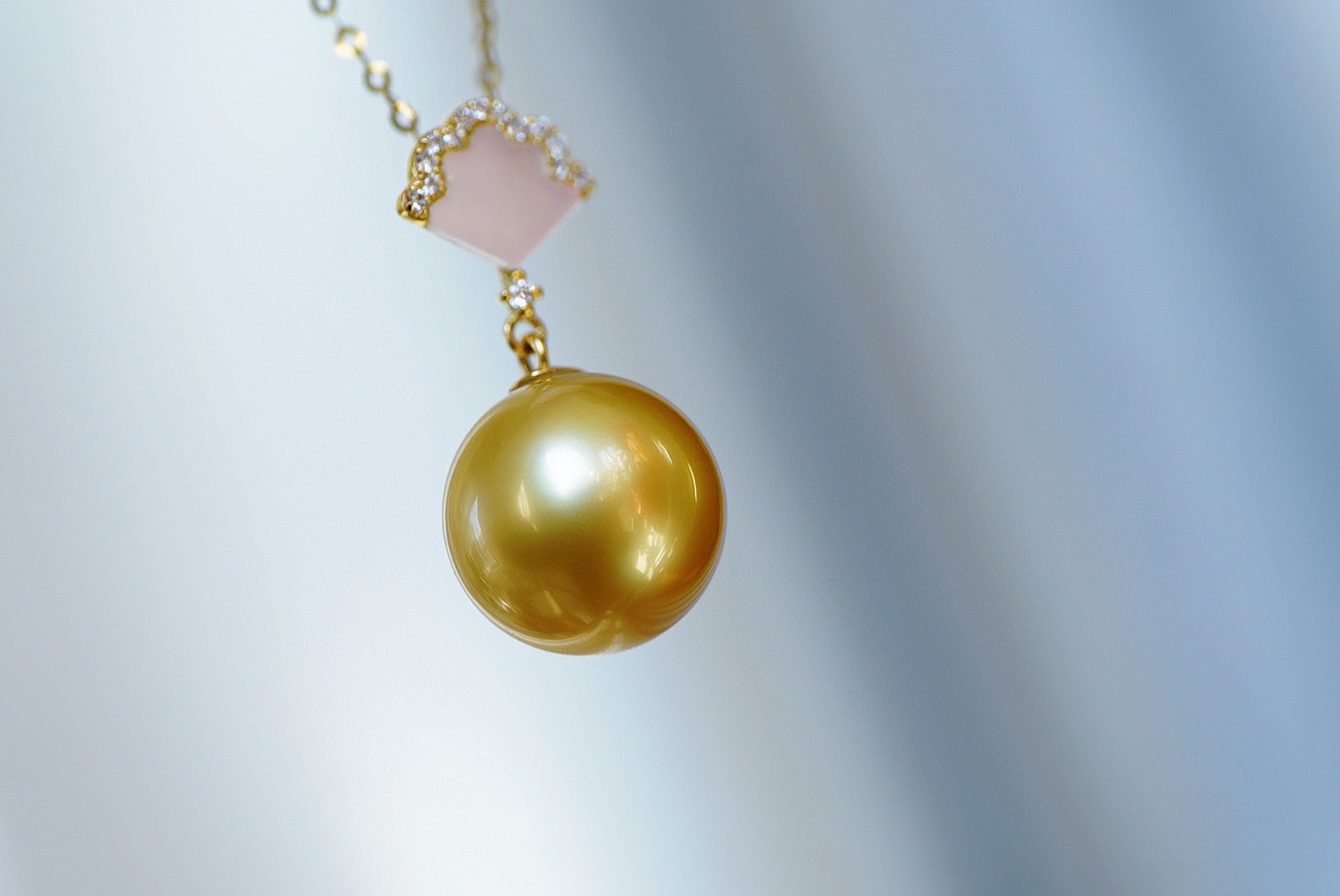 「高級」K18 天然南洋真珠　天然ダイヤモンド健康・無垢・長寿・富・純潔・円満・完成　ペンダントのみ　26/1/12