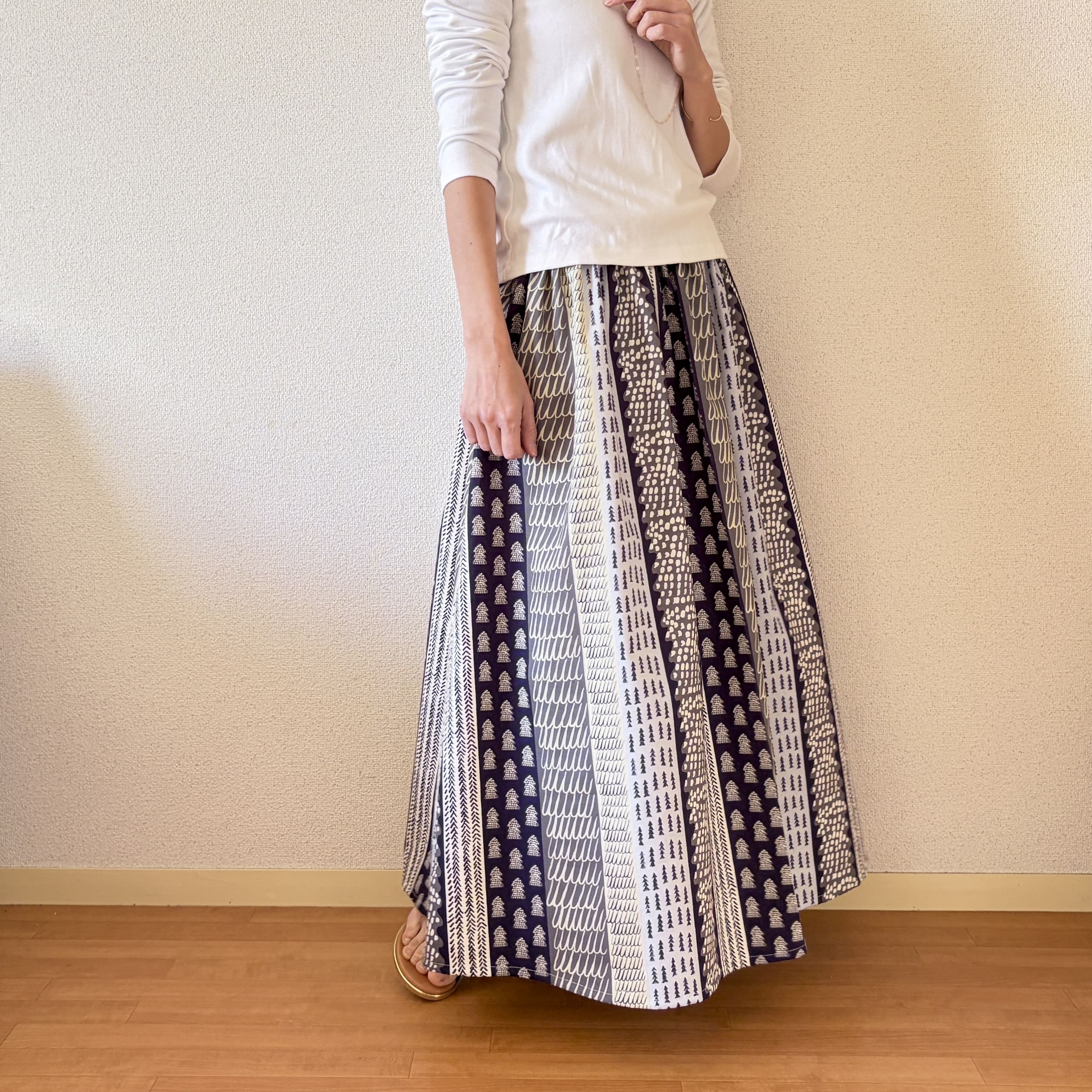 【2026新作】一年中楽しめる♪北欧テキスタイル ギャザースカート グレー　ウエスト変更可