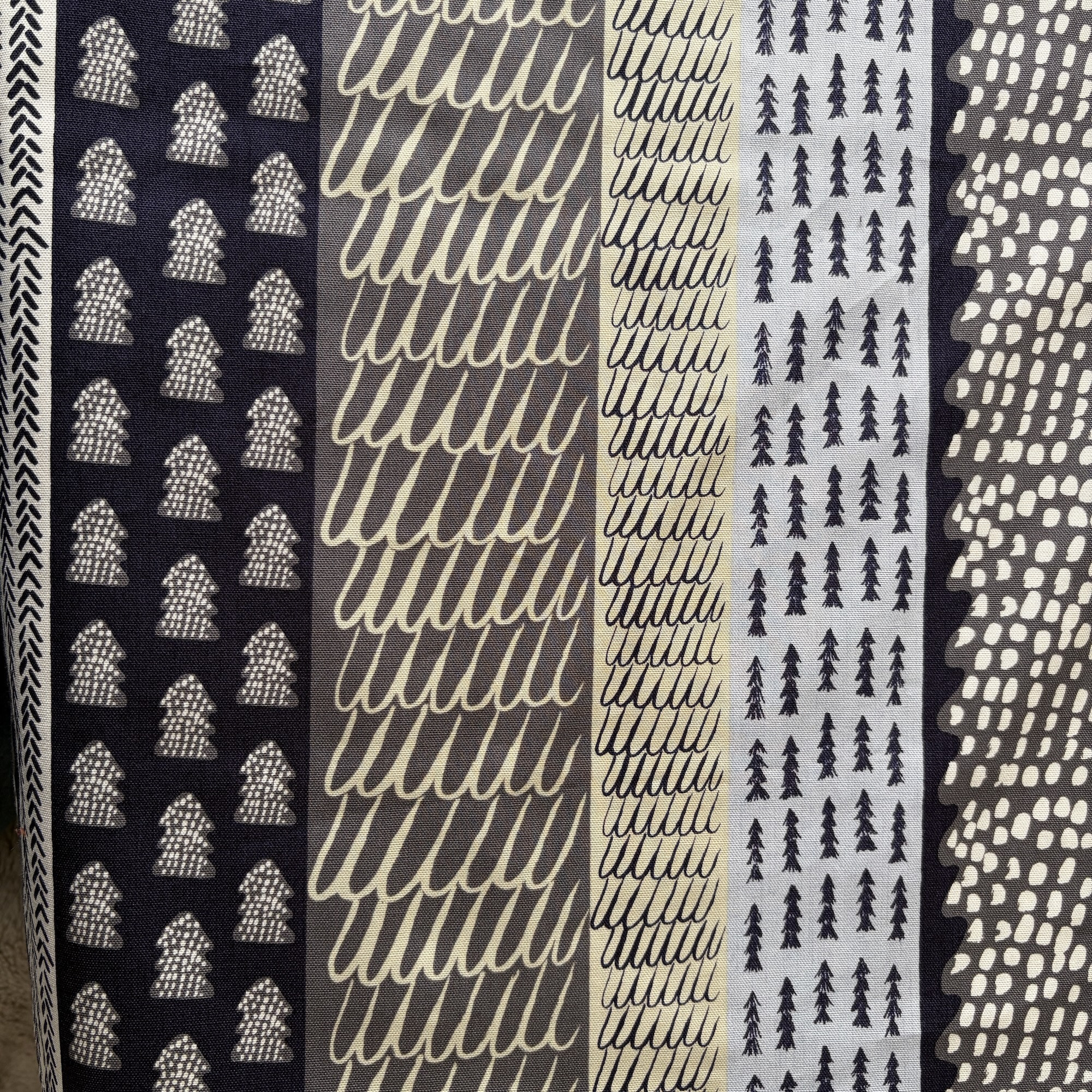 【2026新作】一年中楽しめる♪北欧テキスタイル ギャザースカート グレー　ウエスト変更可