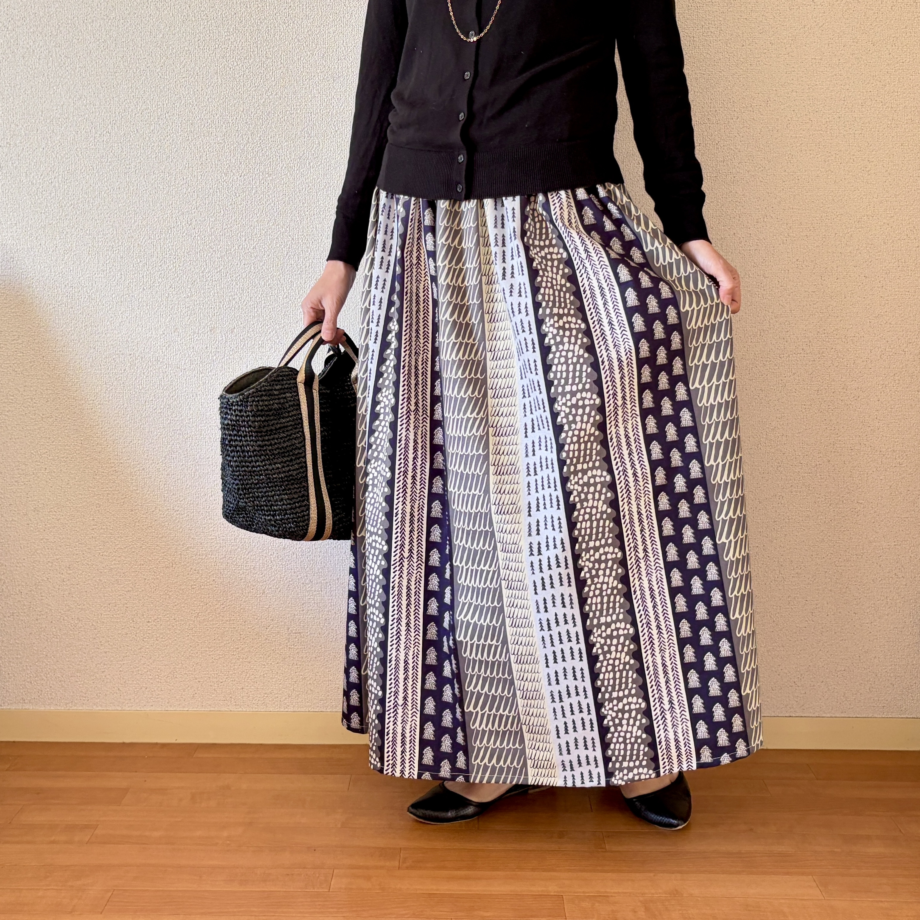 【2026新作】一年中楽しめる♪北欧テキスタイル ギャザースカート グレー　ウエスト変更可