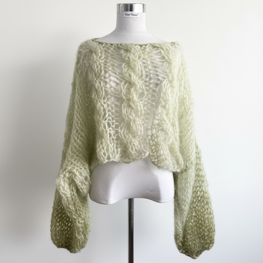 【手編み】シャインマスカット色のオーバーサイズニット