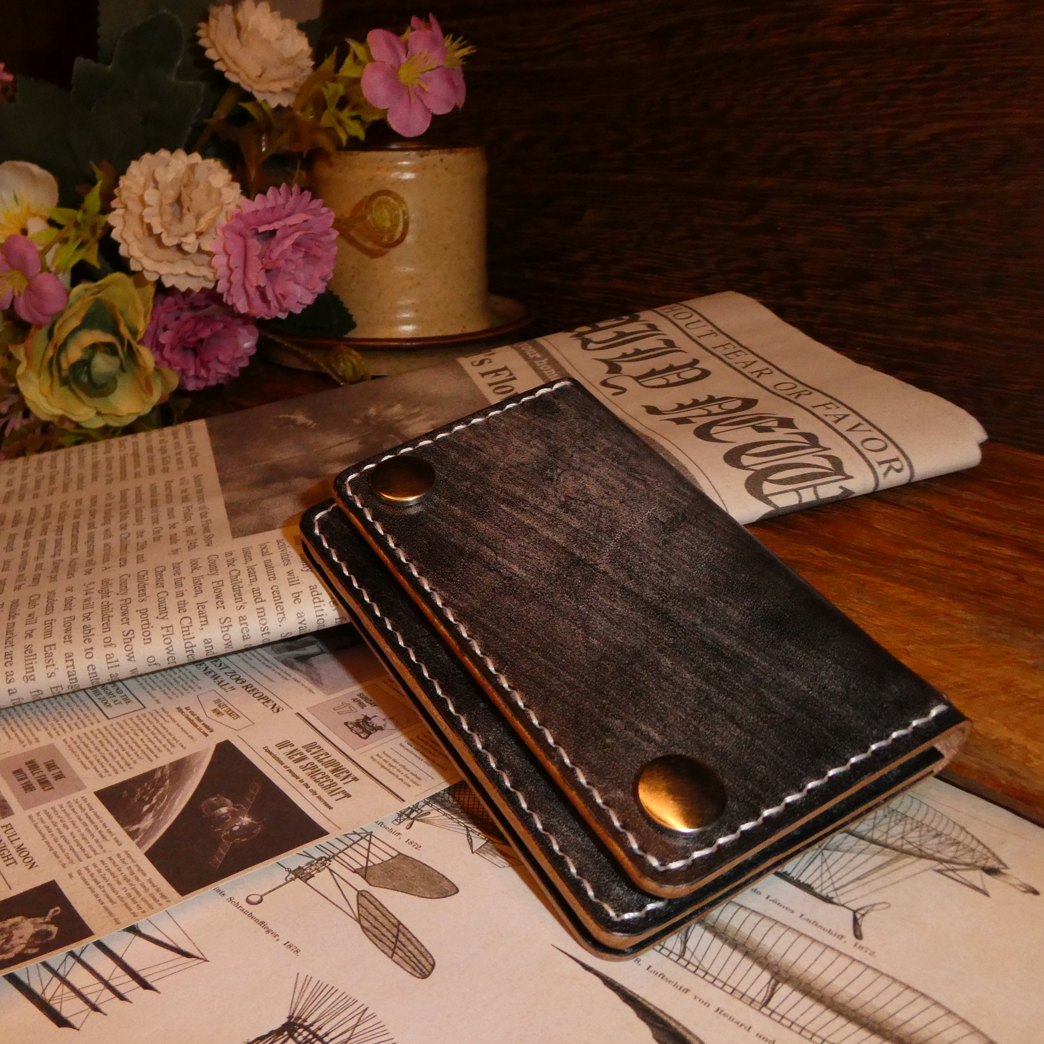 ブライドルのトラッカー風パスケース