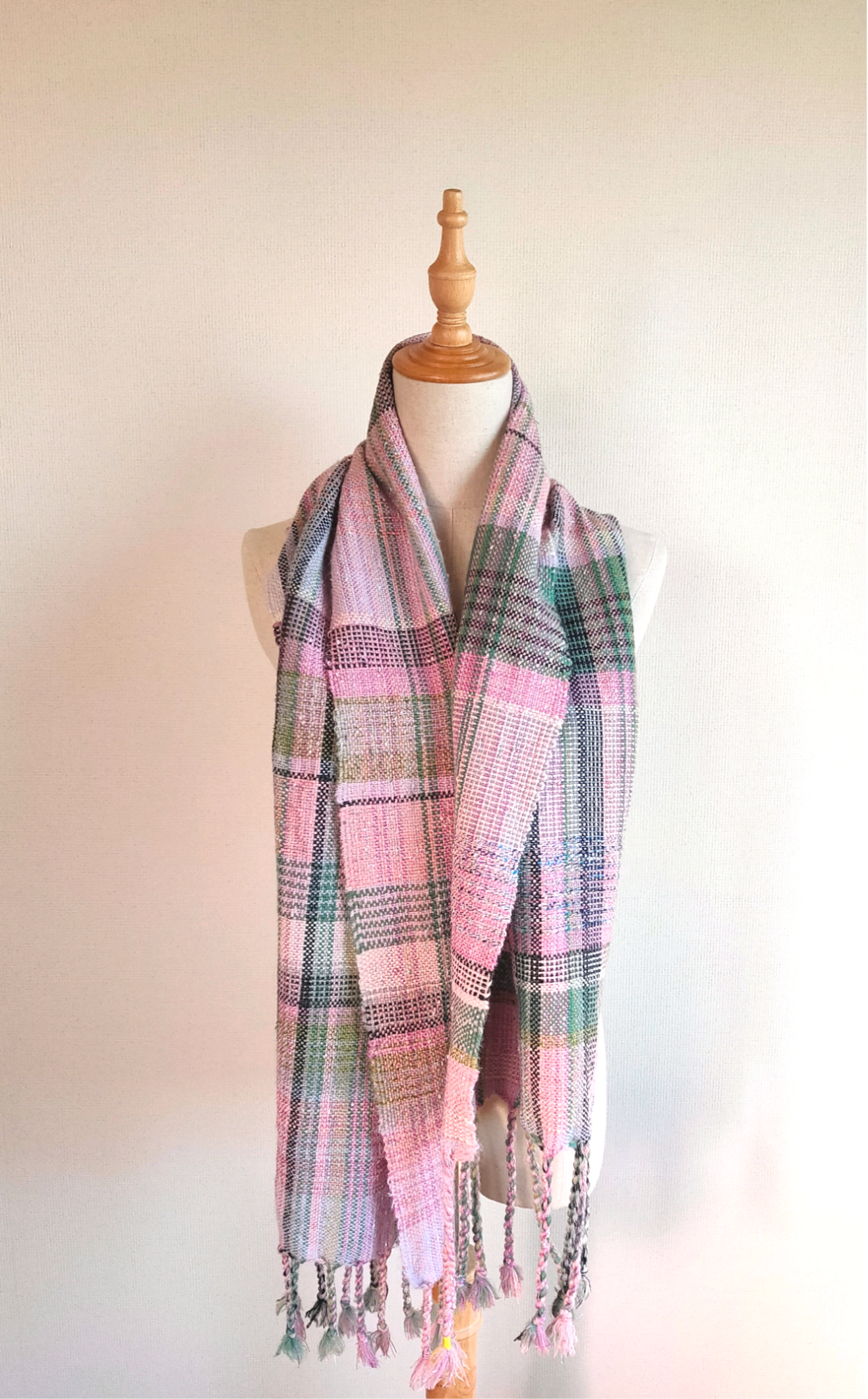 ピンクと緑　寄植えマフラー