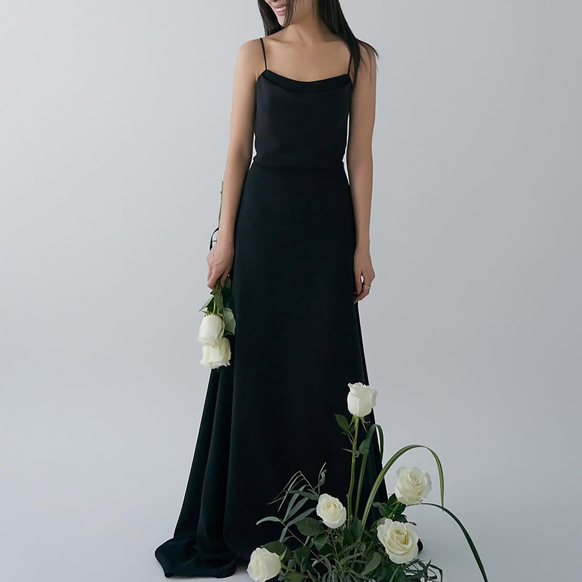 高級感 黒 ノースリーブ パーティードレス シンプル 韓国風 花嫁 披露宴 前撮り HL1168