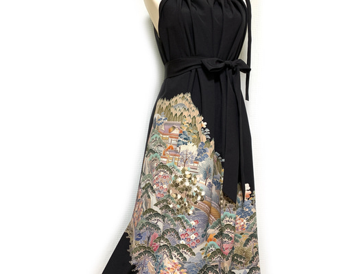 上質【正絹】着物リメイク 黒留袖ドレス／キャミワンピースタイプ