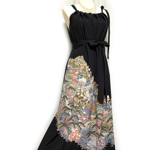 上質【正絹】着物リメイク 黒留袖ドレス／キャミワンピースタイプ