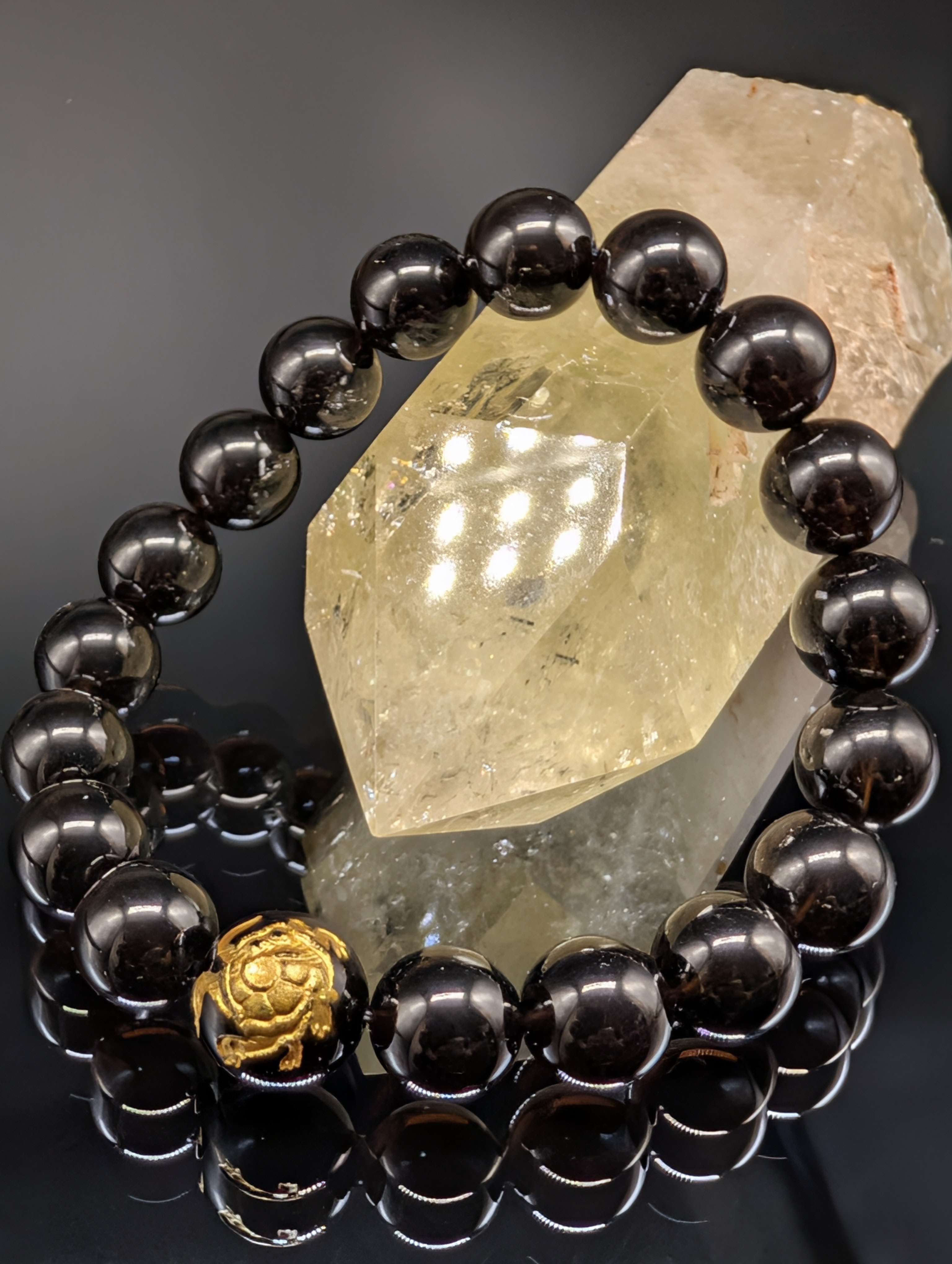 【最強守護・金銭運・厄を避ける・鑑別済み】モリオン  彫刻オニキス(玄武) 10mm 親玉12mm ブレスレット