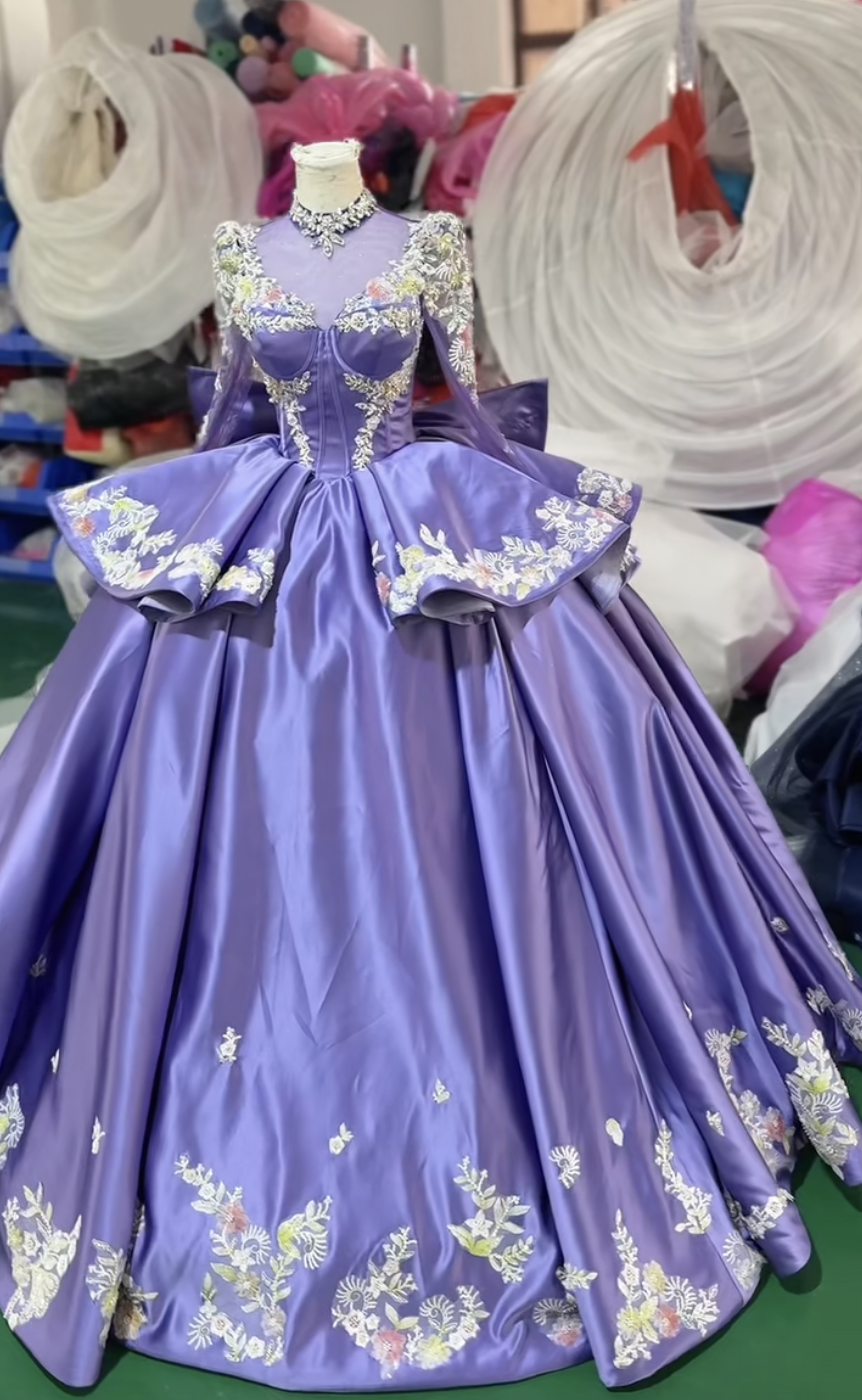 見逃さない　バックリボン　背中空き　編み上げ　長袖　フロア丈　パープル紫　サテン光沢　演奏会音楽会コンテスト成人式