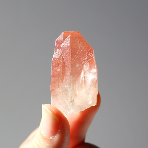 希少タビー型 ディープピンクレムリアンシード 天然石 水晶 鉱物 クォーツ 希少タビー型 ディープピンクレムリアンシード 天然石 水晶 鉱物