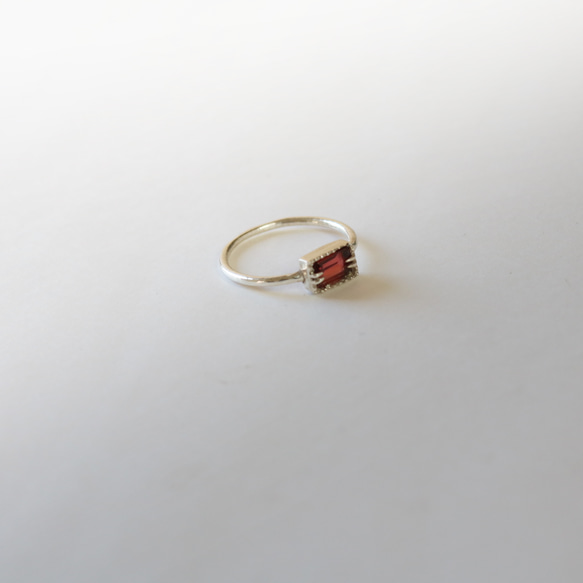 （925銀）寶石級矩形石榴石銀戒指（6*4毫米） 第7張的照片