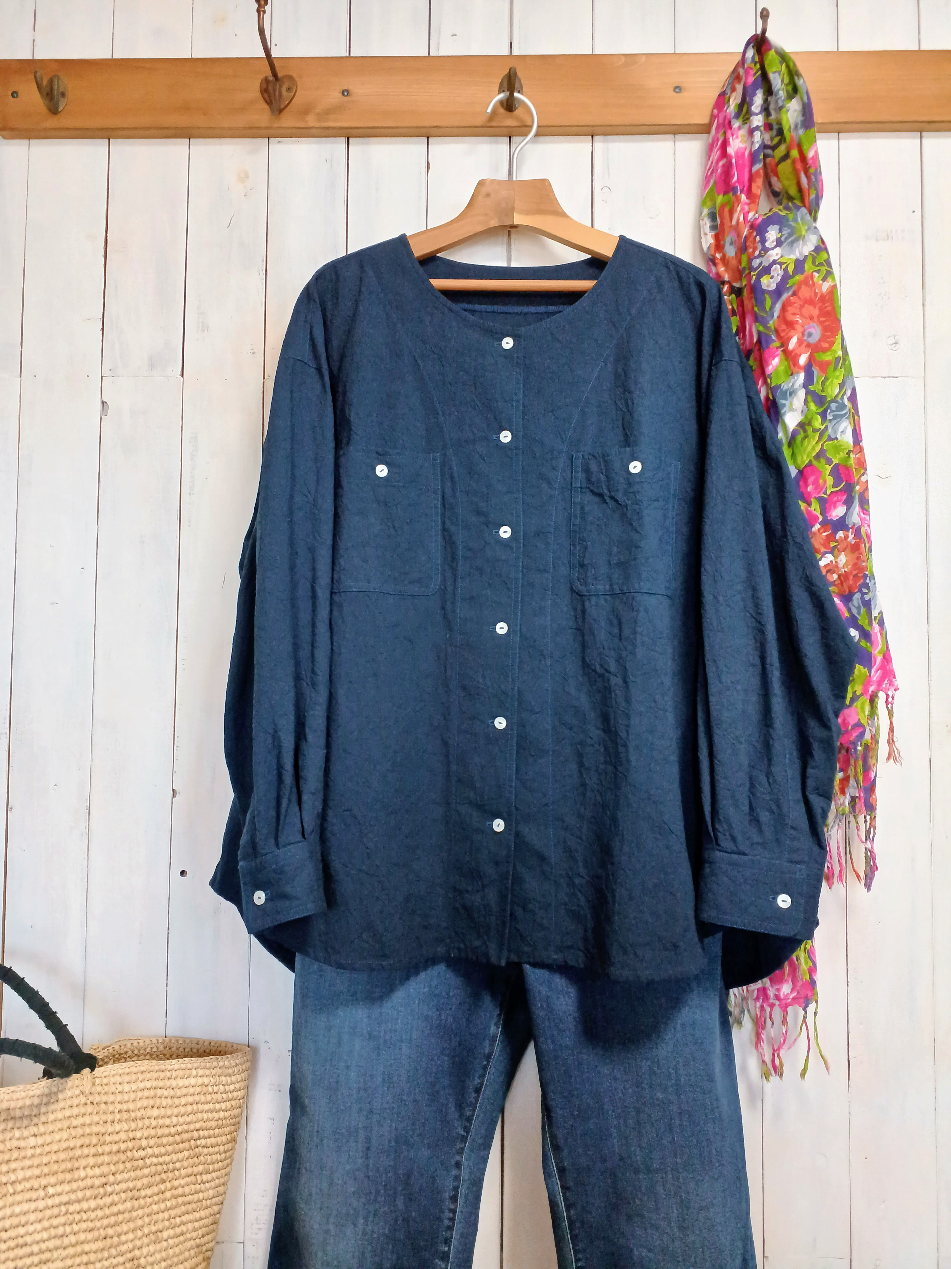 ハンドワッシャー　紺　衿なしラウンドネックシャツ S～6L