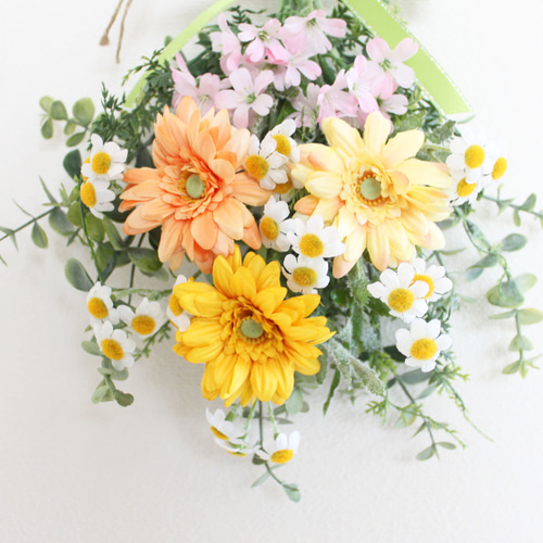 2026年新作「送料無料」カモミール＆ガーベラ（イエロー系）春の