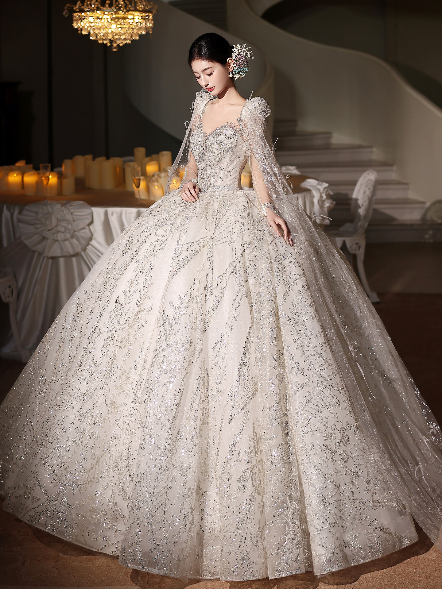 豪華 白 長袖 スパンコール きらきら ウェディングドレス 綺麗 結婚式 花嫁 前撮り 披露宴 A7306