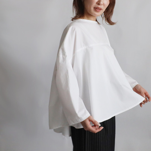 新作 コットンMIX ふんわり ゆったり 燕尾裾 フレア ブラウス ワイド
