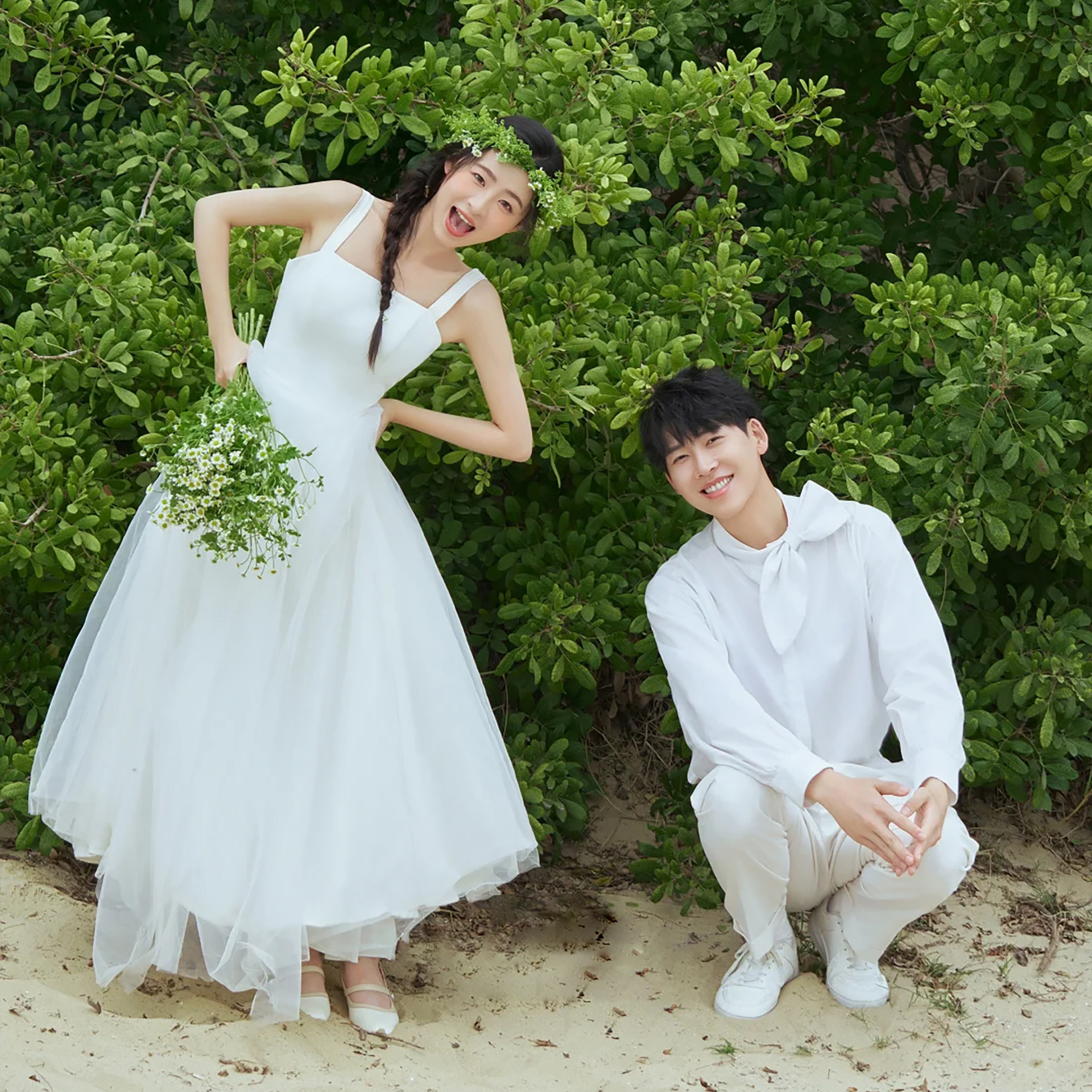 高級感 白 チュール ノースリーブ ウェディングドレス シンプル 韓国風 花嫁 パーティー 披露宴 前撮り HL1188