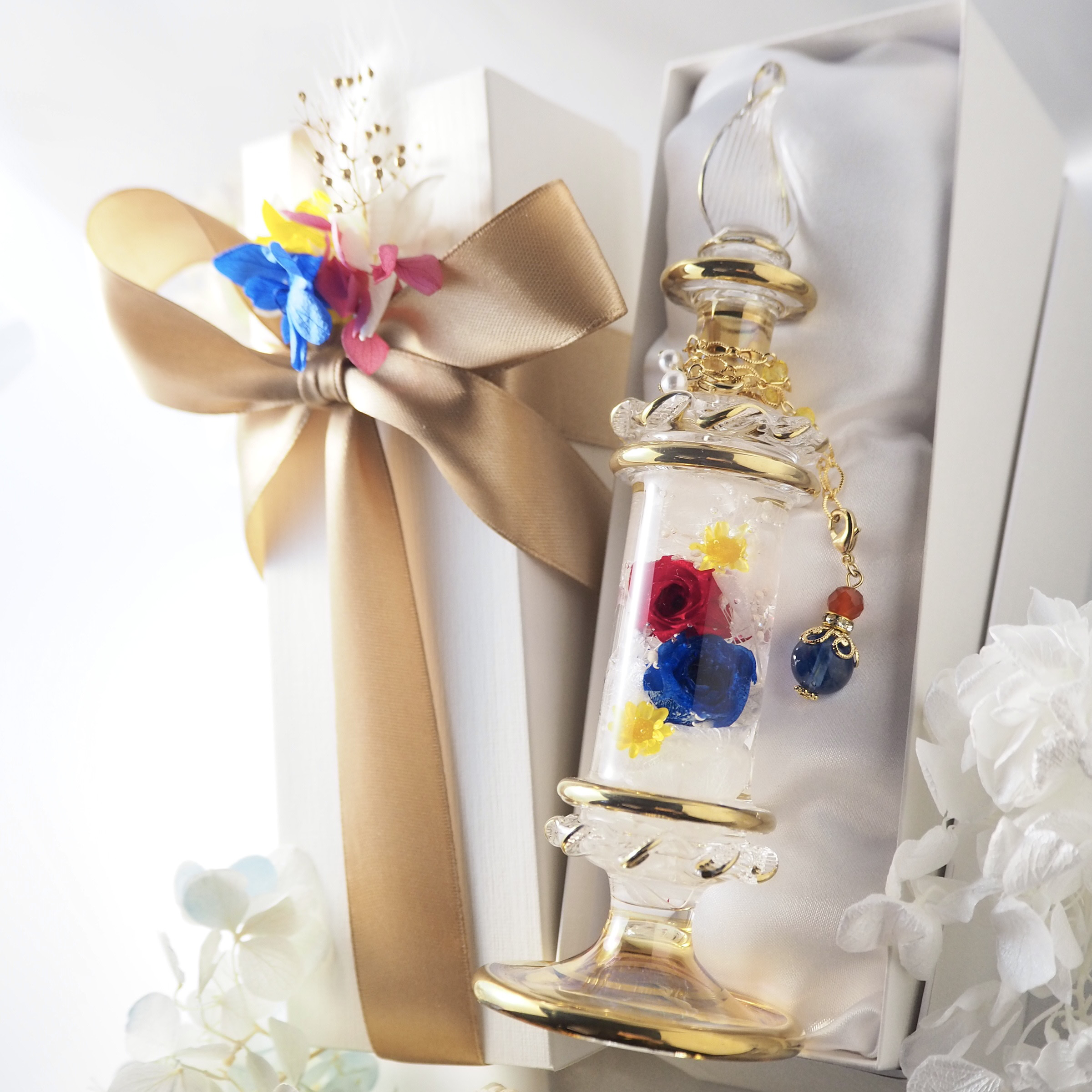 【特集掲載】「Noble Veil」フラワーアートグラスと天然石ブレスレットのセット　ハーバリウム