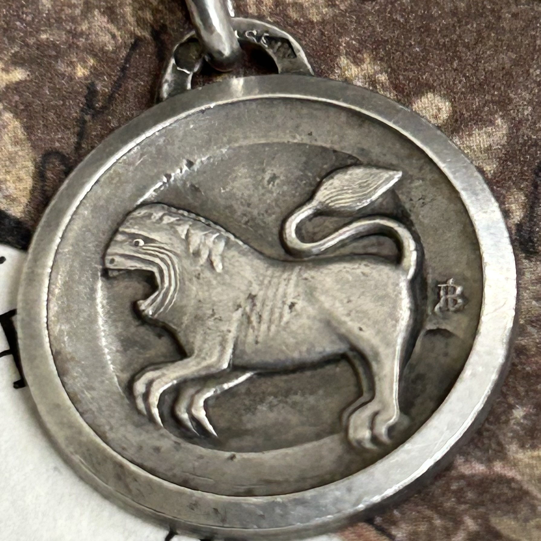 1930’s ～ 1950’s ヴィンテージ 獅子座 12星座 ネックレス フランス 銀製 コイン アンティーク 作家