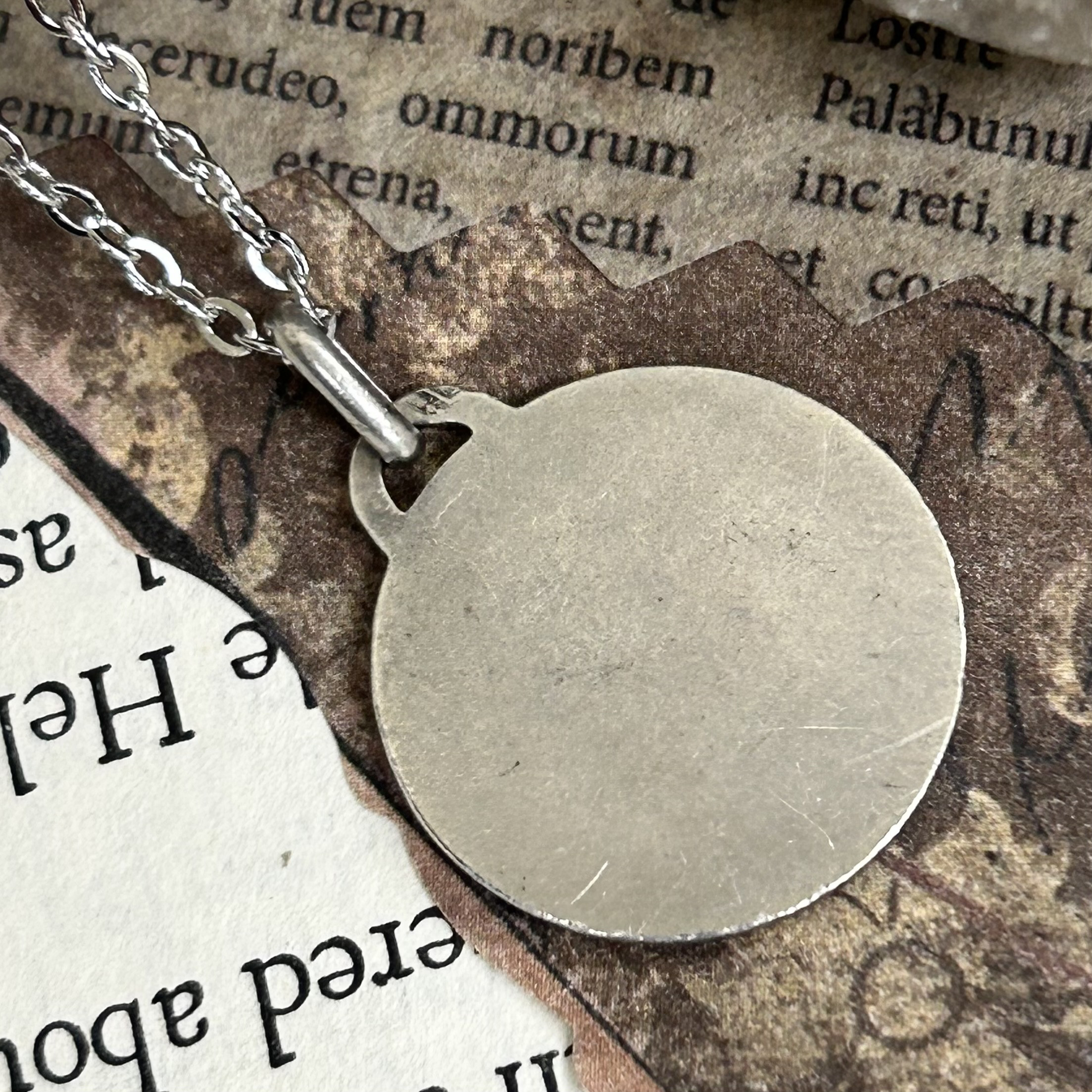 1930’s ～ 1950’s ヴィンテージ 獅子座 12星座 ネックレス フランス 銀製 コイン アンティーク 作家