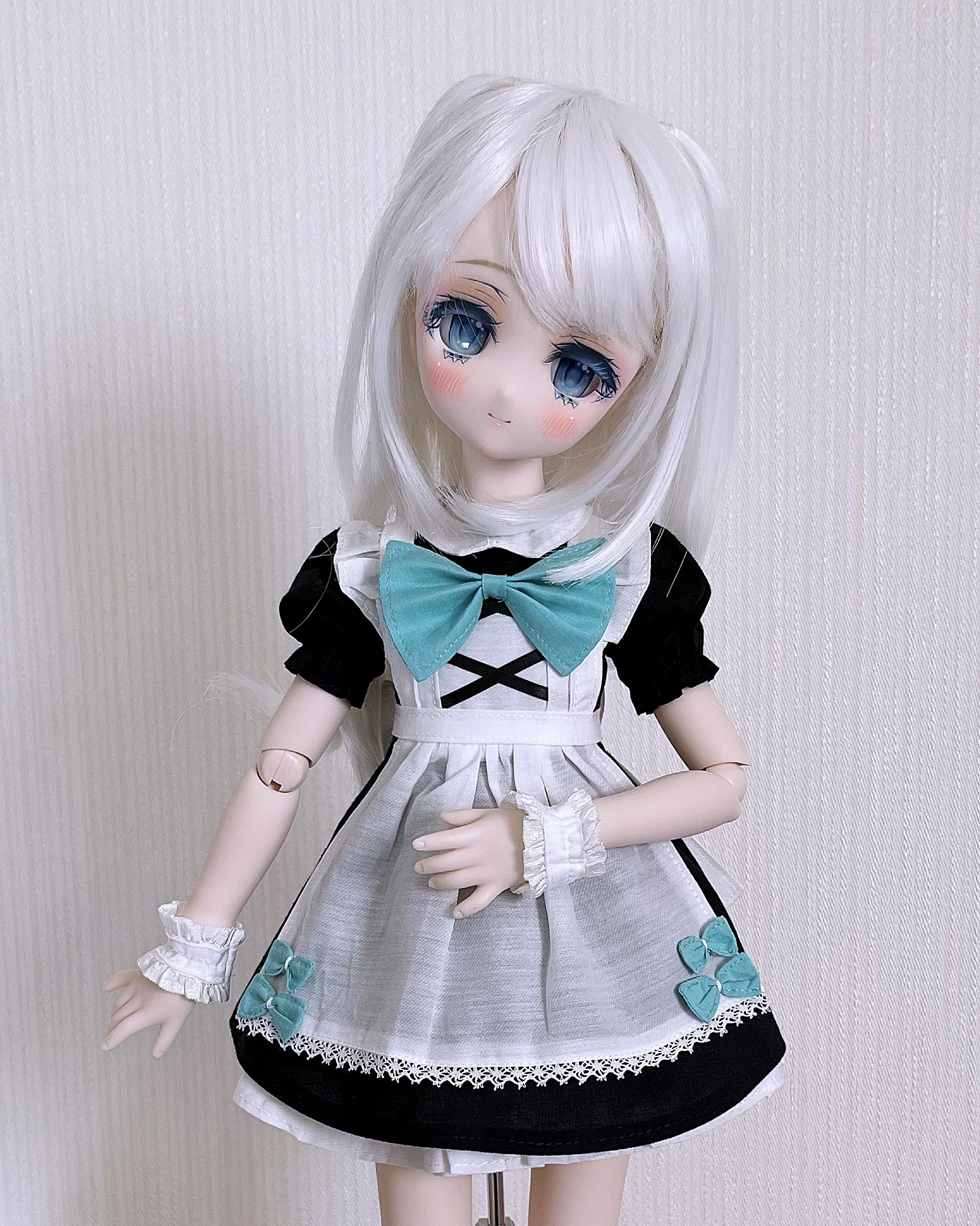 ターコイズブルーリボンが可愛いメイド服セット