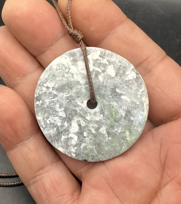 2026.1.14 雪原新緑大玉璧 糸魚川産山翡翠 ネックレス・ペンダント