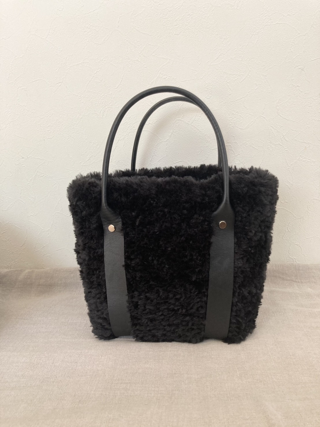 ファーバッグ　ブラック