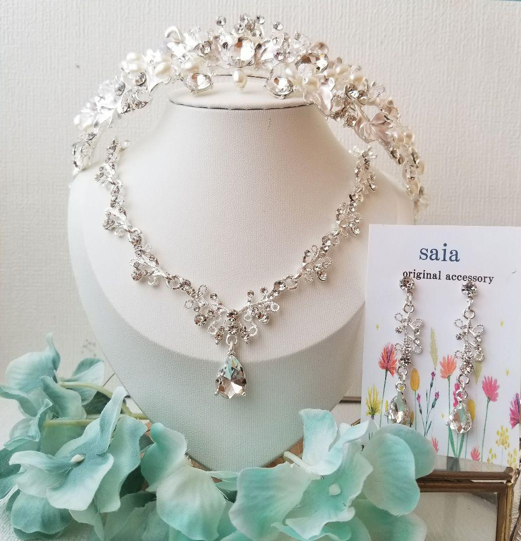 【ナチュラル系】クラシカルブライダル ジュエリー 3点セット （ティアラ・ネックレス・ピアス）  tws24568