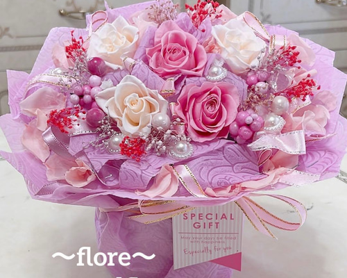 送料無料、ラッピング込み】✨大人気のミックスバラプリザーブド✨花束
