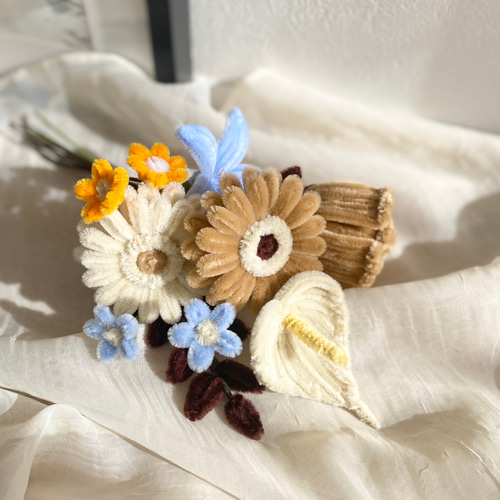 ブラウン×ブルーのブーケ モールフラワー|お祝いや記念日のプレゼント