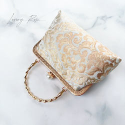 １月の新作♡京都西陣服部織物　最高級格の高い伝統柄絹の煌めき上品ゴールドパーティーバッグ帯バッグフォーマルバッグ 8枚目の画像