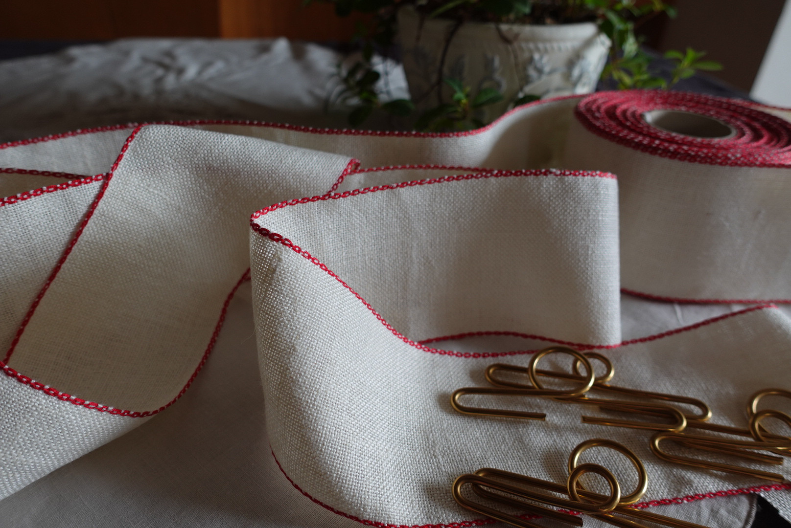 クロスステッチのクリスマスベルプル　刺繍キット