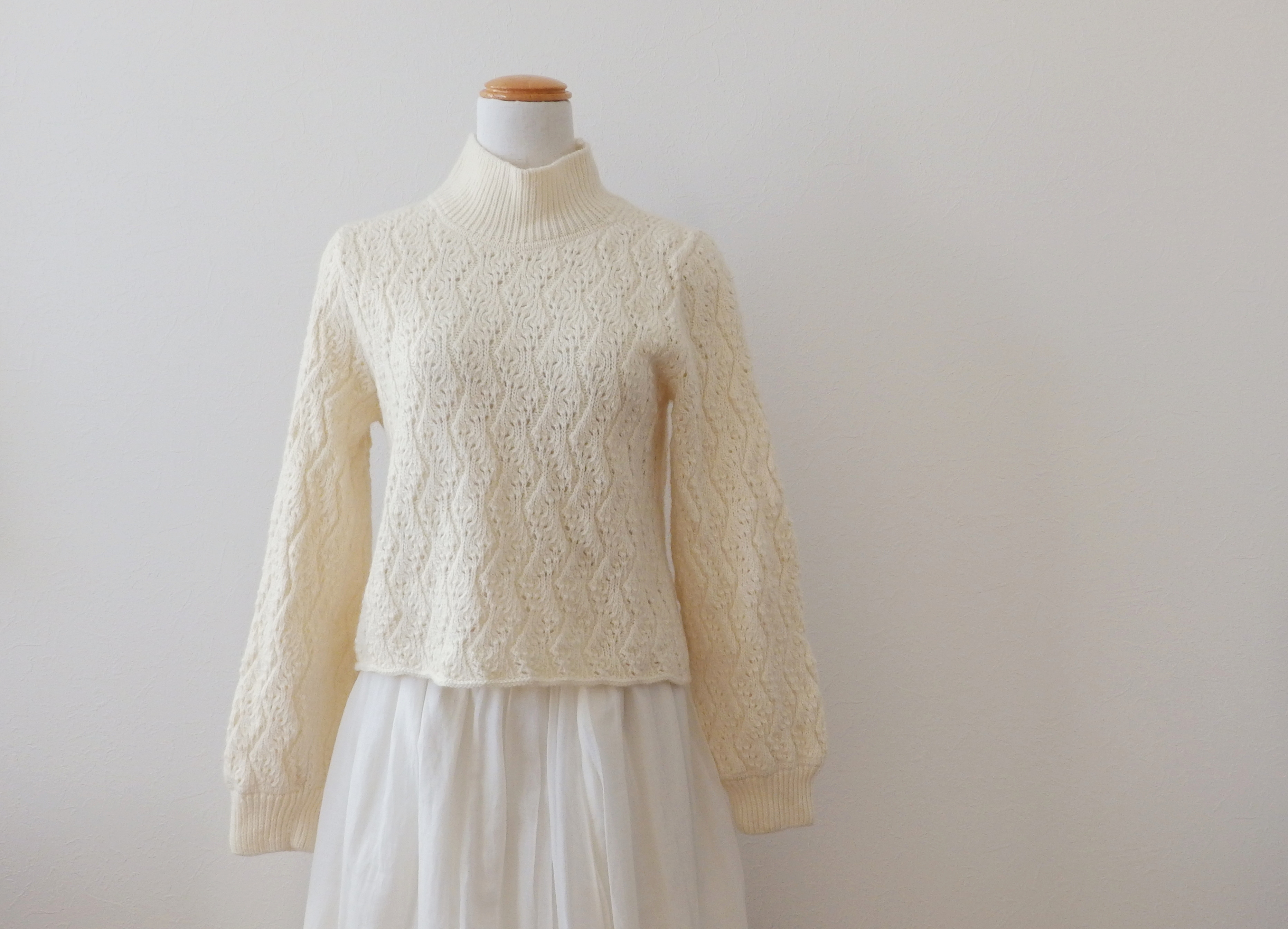 カシミヤ９５透かし模様のプルオーバー