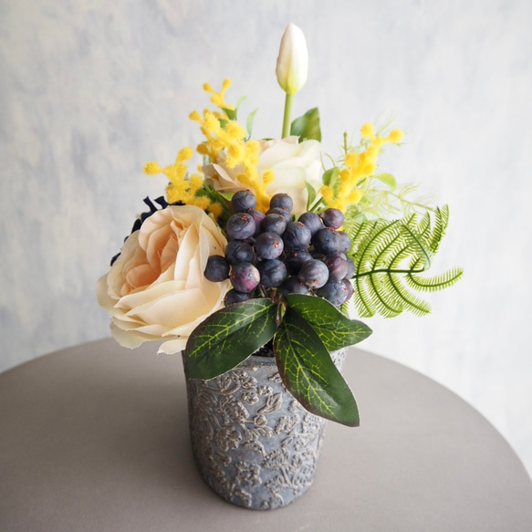 ブルーダリアとミモザの春色アレンジメント｜イエローローズとチューリップのアーティフィシャルフラワー| 春の誕生花2026 14枚目の画像