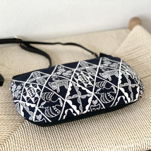 ⚮̈ミナペルホネン symphony navy ドラポケショルダー ポシェット