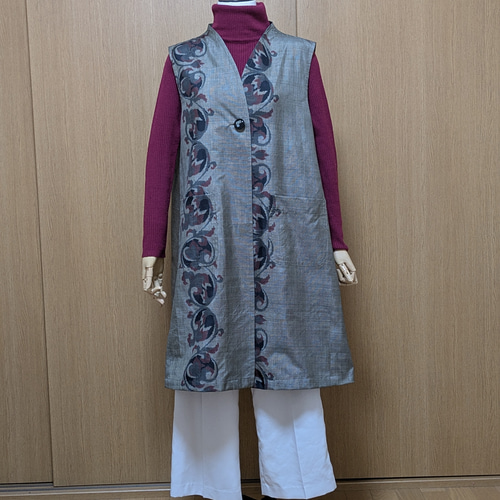 SOLD 着物リメイク ハイネックロングベスト 大島紬 M〜L ベスト さら