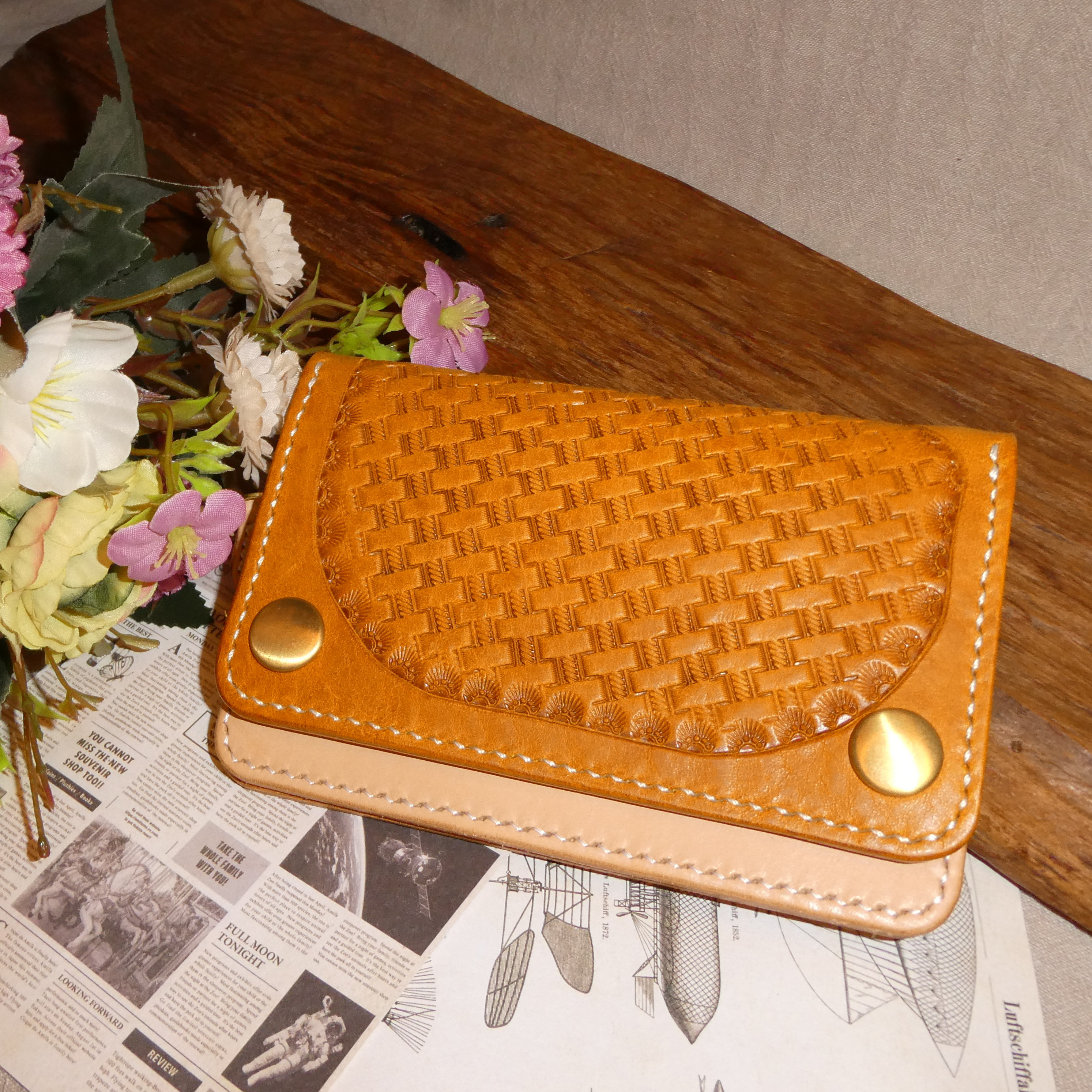 ミドルトラッカーウォレット