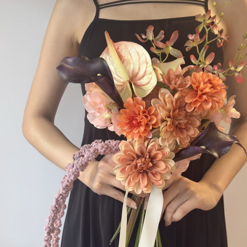 アーティフィシャルフラワー ブーケ ウェディング オレンジピンク ブートニア付き アーティフィシャルフラワー ブーケ ウェディング オレンジピンク