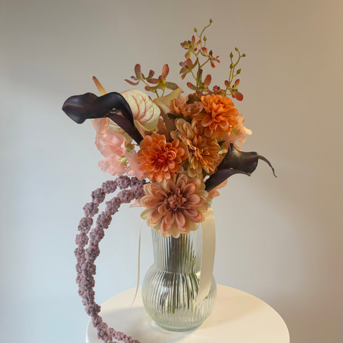 ブートニア付】オレンジ×パープルのウェディングブーケ｜アーティ