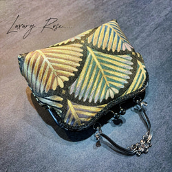 大松♡粋で可愛くカッコよく！お洒落な新品西陣織帯地で人気のブラックくっきりカラーが可愛いフォーマル　パーティーバッグ 2枚目の画像