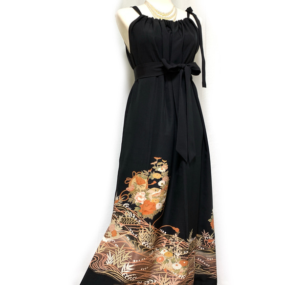 上質【正絹】着物リメイク 黒留袖ドレス／キャミワンピースタイプ