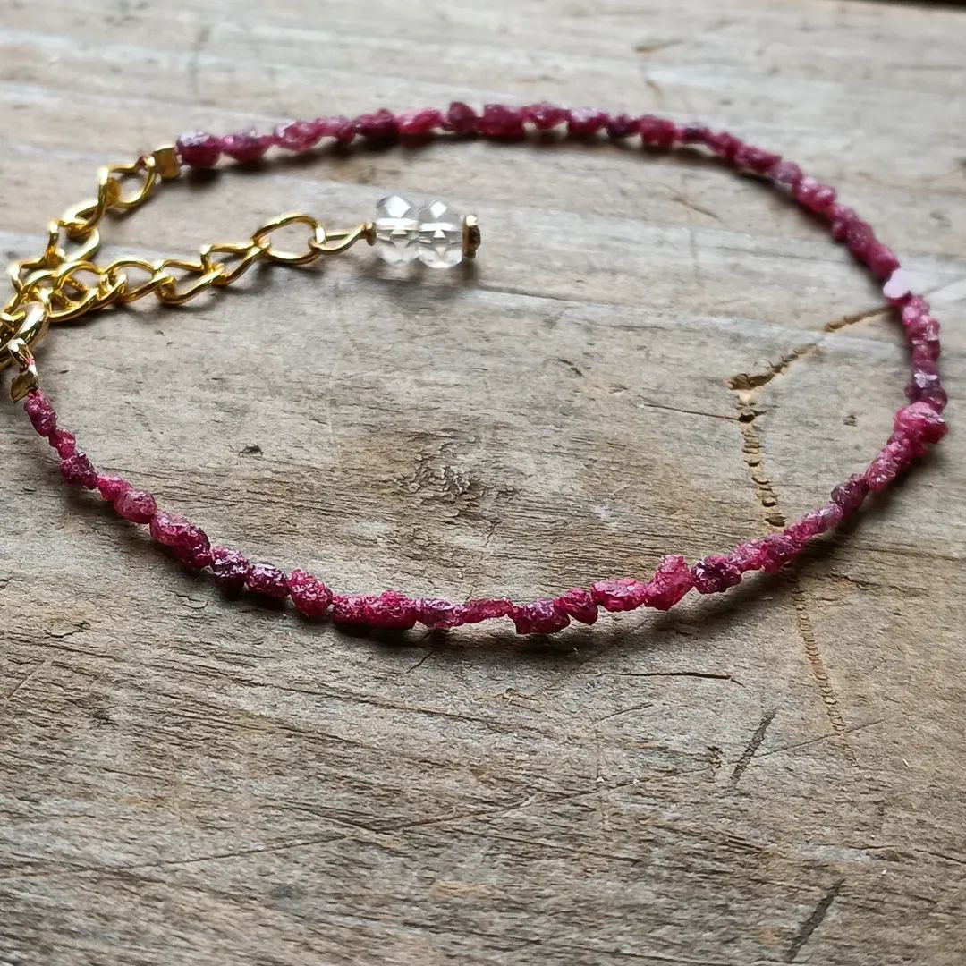 憧れ◆レッドダイヤモンドのオールブレスレット 18000円（送料無料）⁡⁡ ⁡ ⁡ダイヤモンド部分15cm ⁡