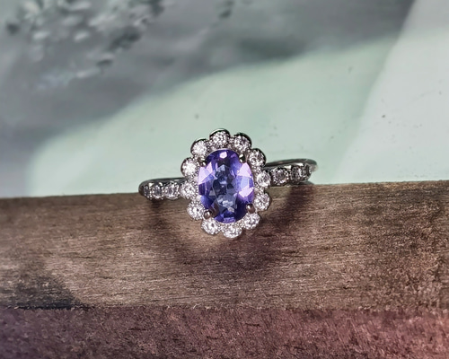 純粋な紫「大人のための」天然アメジスト リング 指輪・リング 天然石
