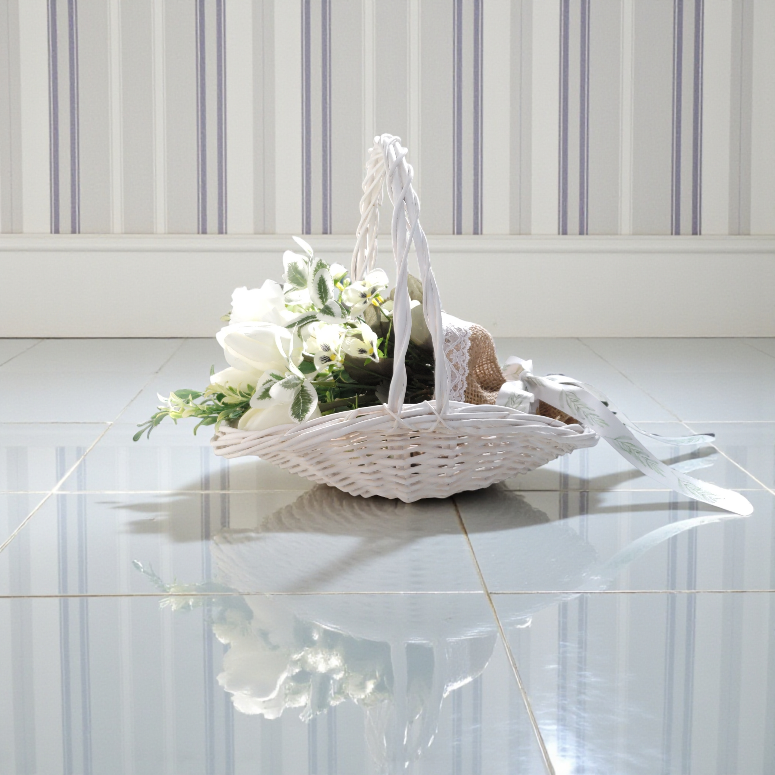 春の花籠バスケット