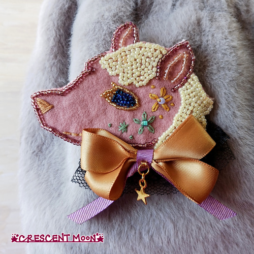 カササギ】ビッグサイズ ビーズ刺繍ブローチバッグチャーム 鳥