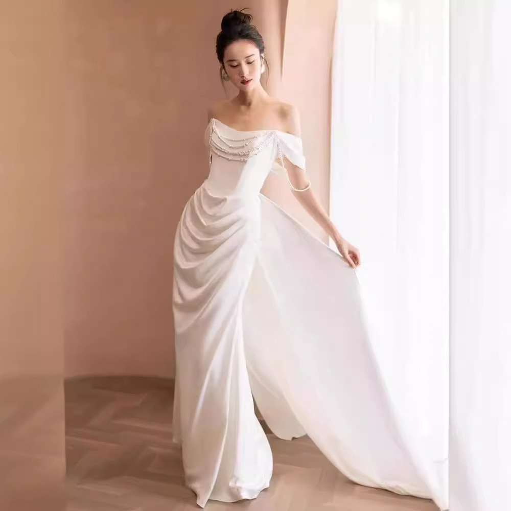 パーティードレス 白 黒 サテン オフショルダー シンプル 花嫁 誕生日 披露宴 前撮り 二次会 お呼ばれ AK759