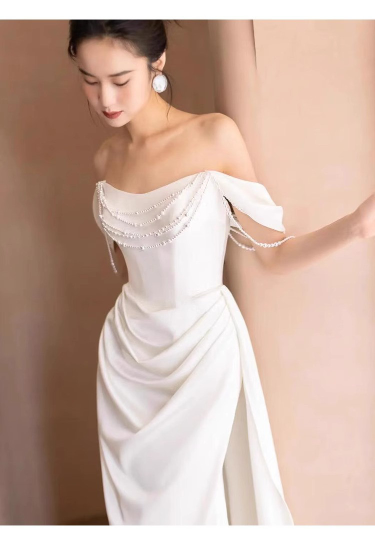 パーティードレス 白 黒 サテン オフショルダー シンプル 花嫁 誕生日 披露宴 前撮り 二次会 お呼ばれ AK759