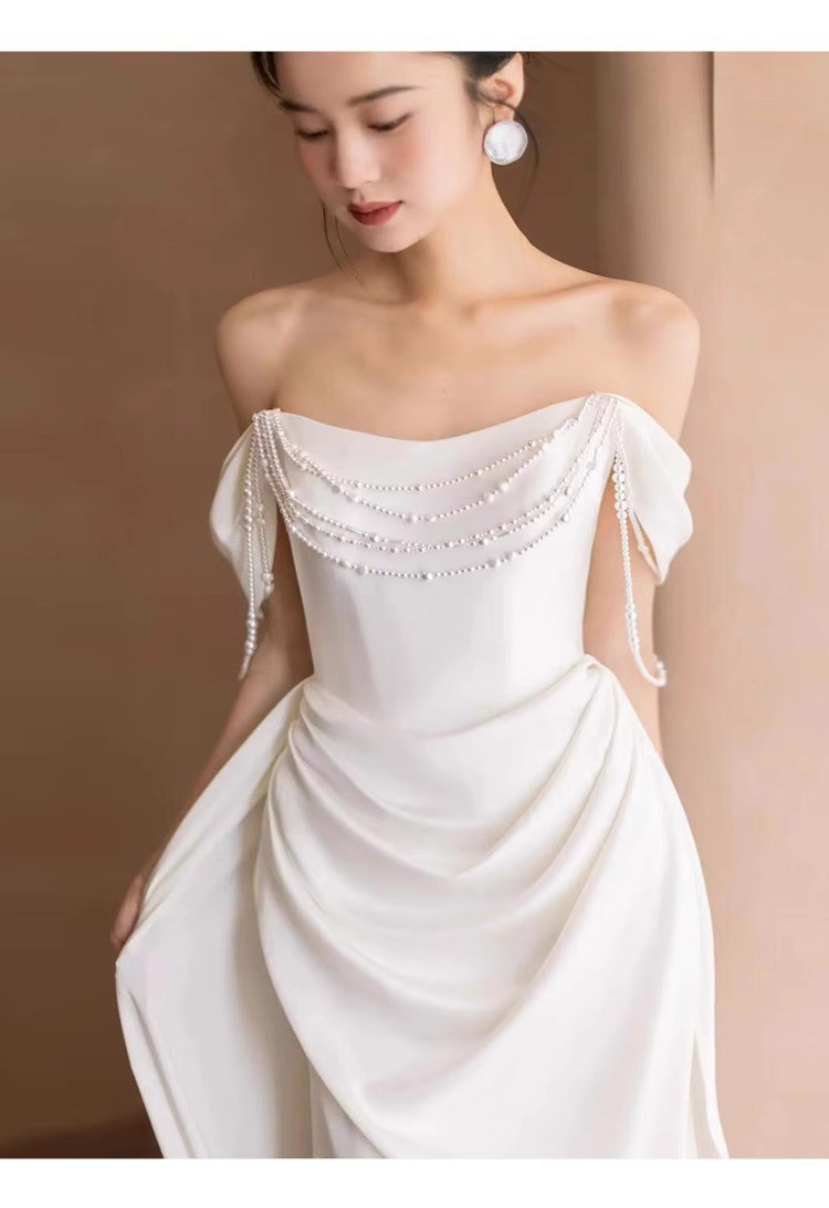 パーティードレス 白 黒 サテン オフショルダー シンプル 花嫁 誕生日 披露宴 前撮り 二次会 お呼ばれ AK759