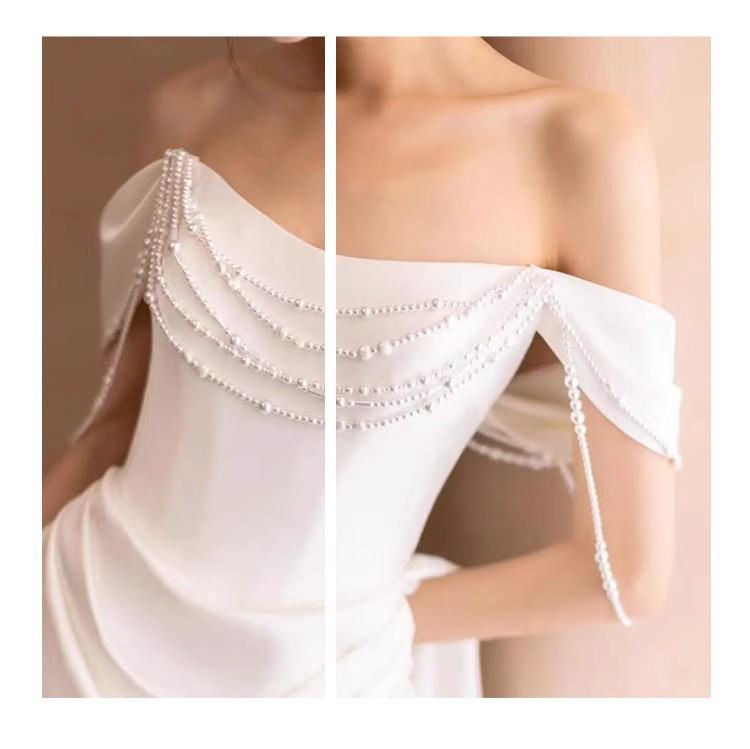 パーティードレス 白 黒 サテン オフショルダー シンプル 花嫁 誕生日 披露宴 前撮り 二次会 お呼ばれ AK759